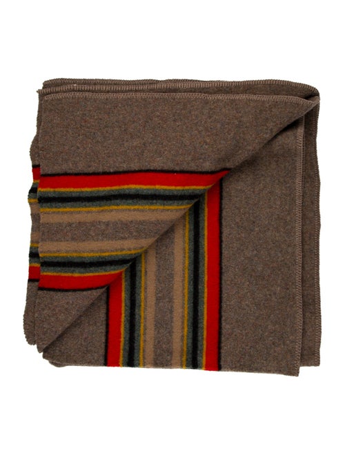 Pendleton Queen Yakima Camp Blanket