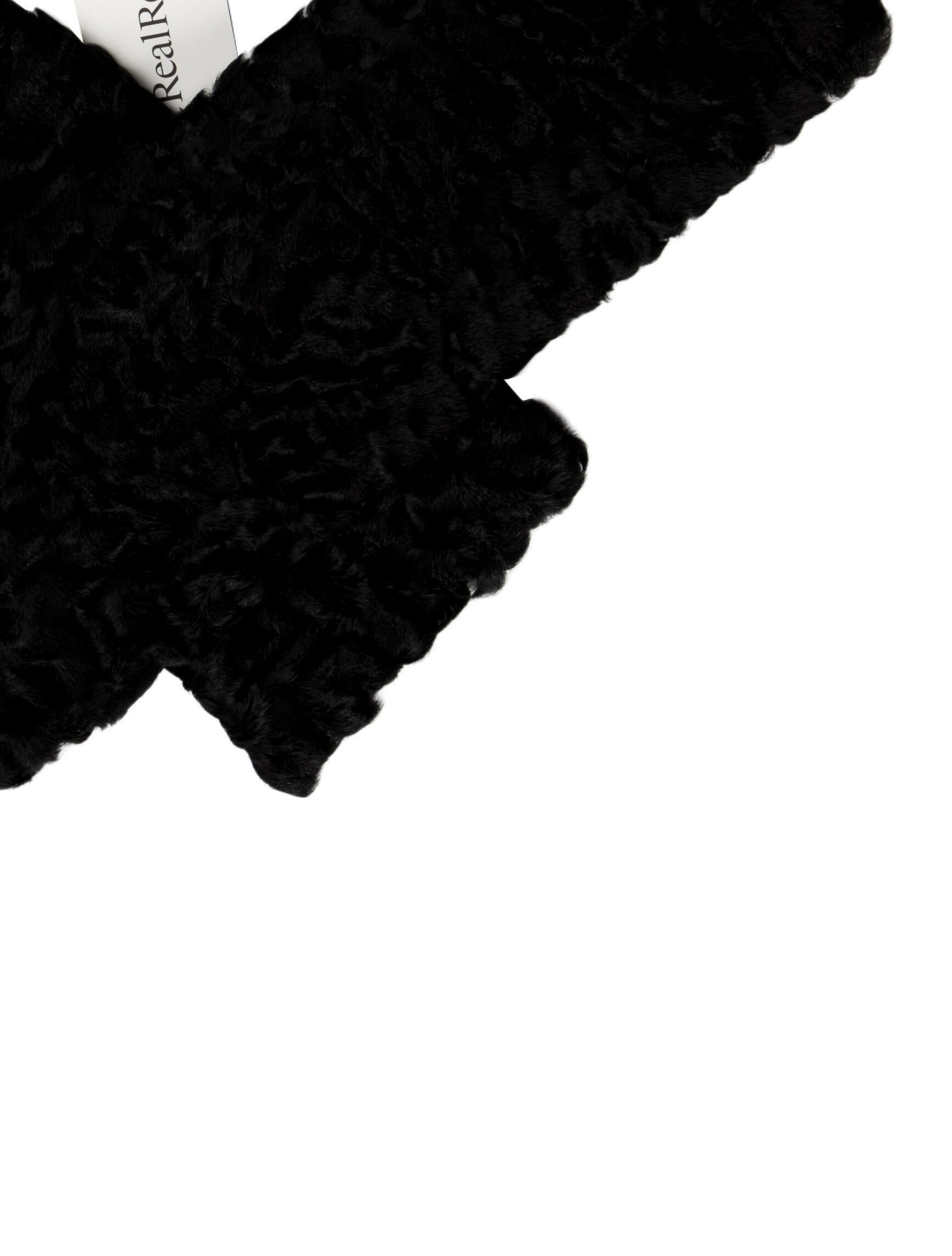 Pologeorgis Fur Scarf