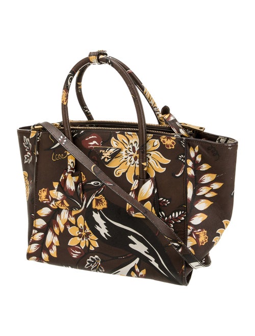 Prada Signature Twin Pocket Medium