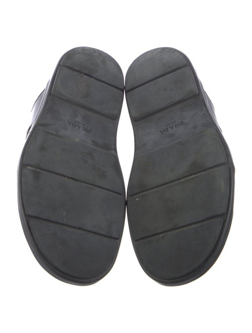 Prada Slides