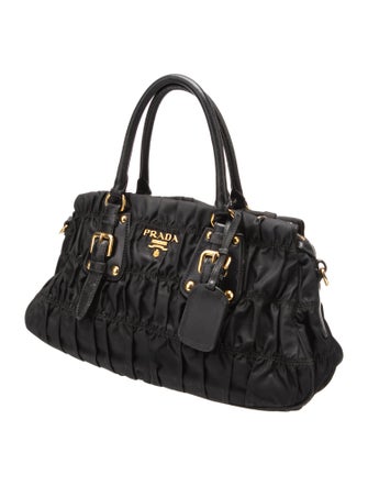 Prada Tessuto Nylon Tessuto Gaufre