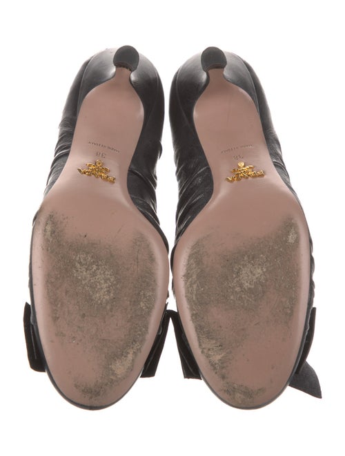 Prada Leather Bow Accents Pumps