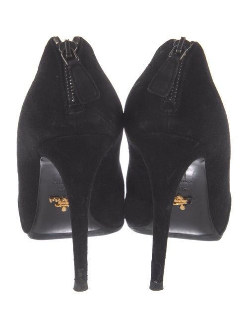 Prada Suede Pumps