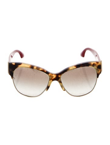 Prada Sunglasses Oversize Gradient