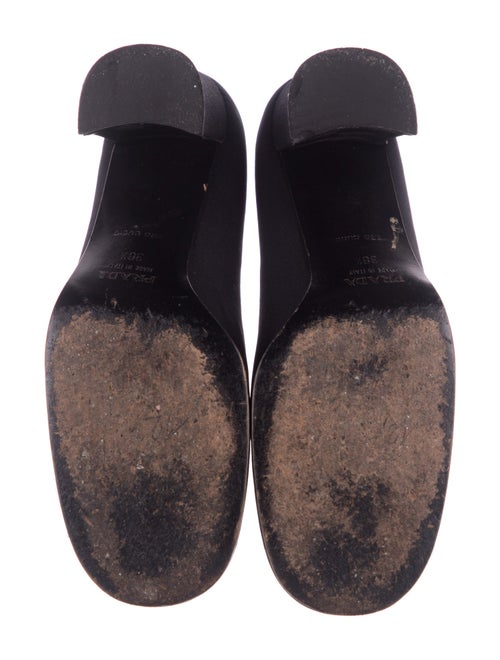 Prada Pumps