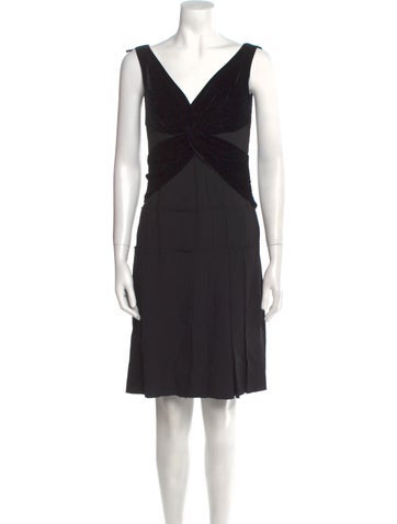 Prada Dresses Vintage Knee-Length Dress Us6, It42 | M