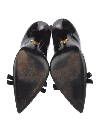 Prada Patent Leather Bow Accents Pumps