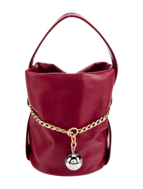 Prada Enameled Metal Triangle Sac Noir Petit 2025