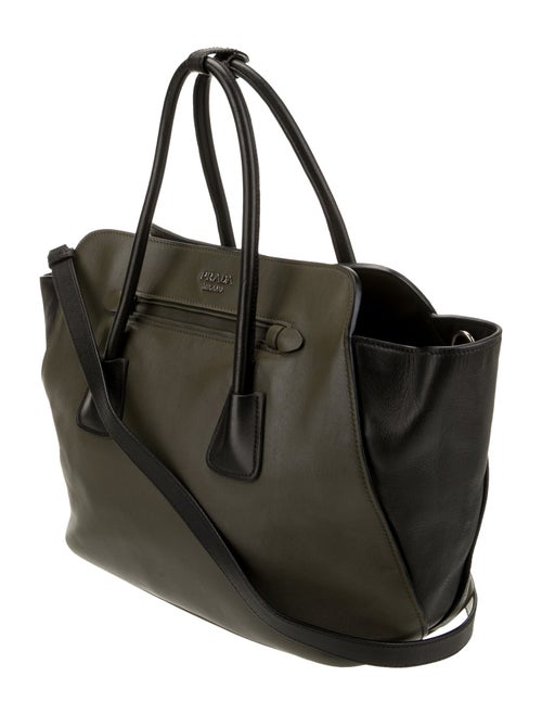 Prada Signature Shopping