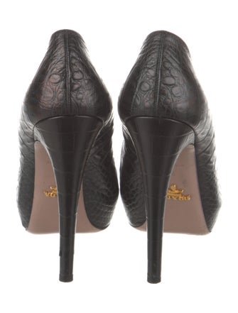 Prada Leather Pumps