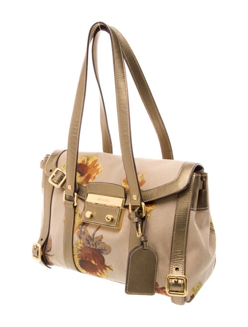 Prada Vitello Daino Leather Sound