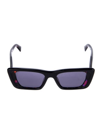 Prada Wayfarer Tinted Sunglasses