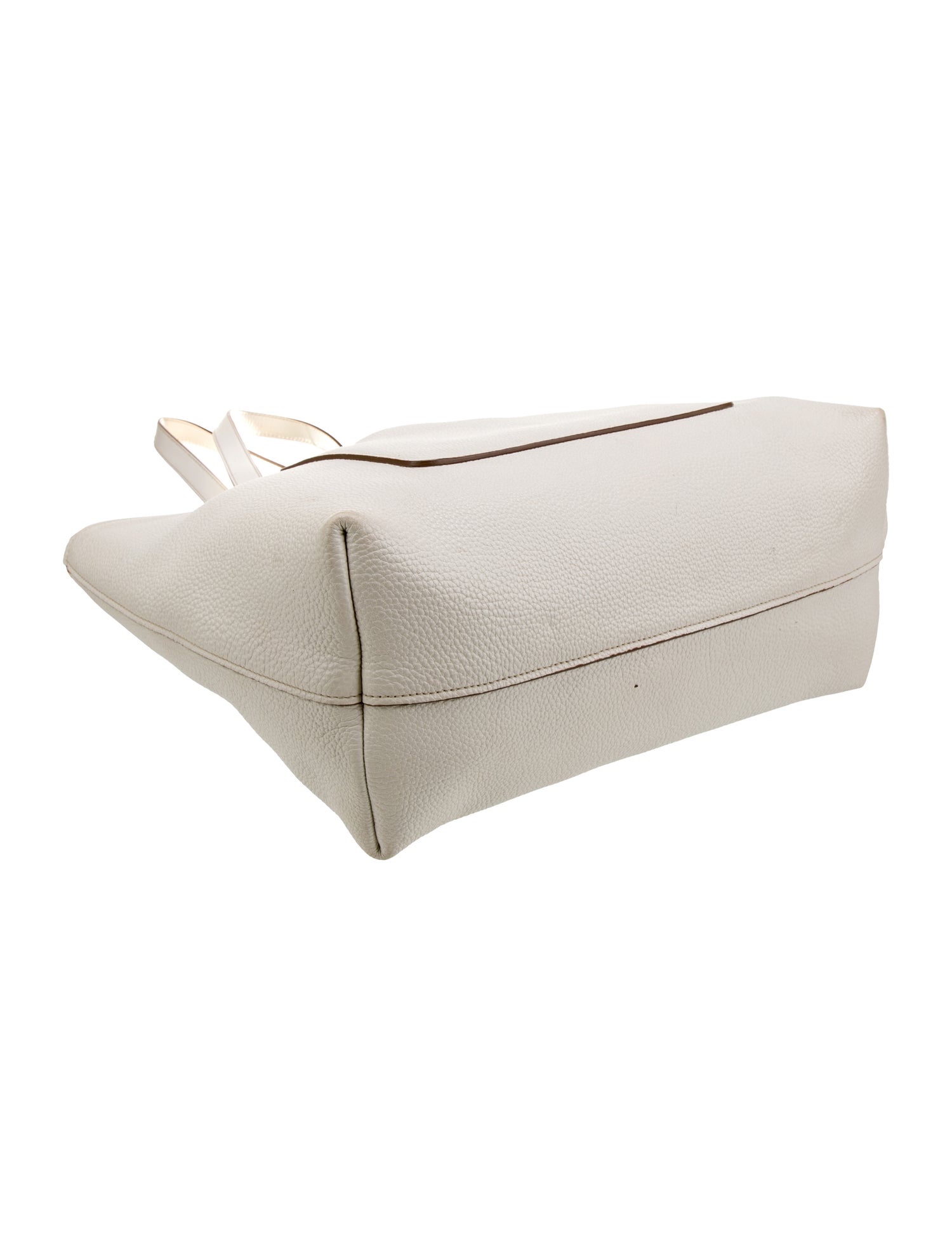 Prada Signature Etiquette