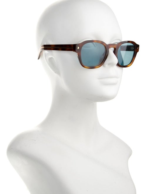 Prada Wayfarer Tinted Sunglasses