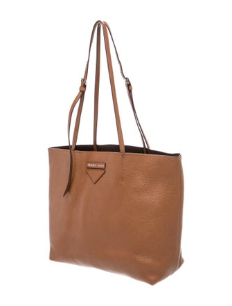 Prada Signature Concept