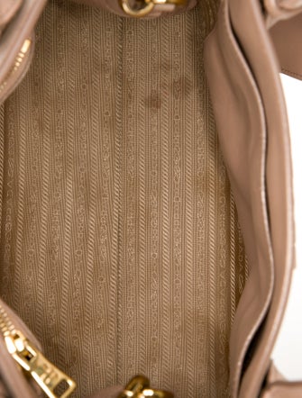 Prada Saffiano Cuir Leather Shoulder Bag