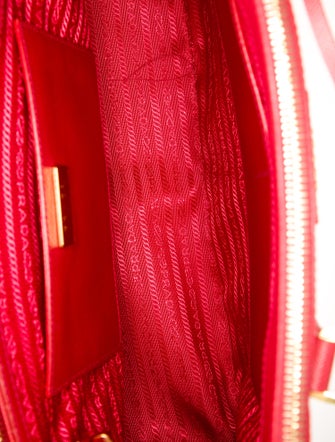 Prada Saffiano Leather Galleria Double Zip Medium