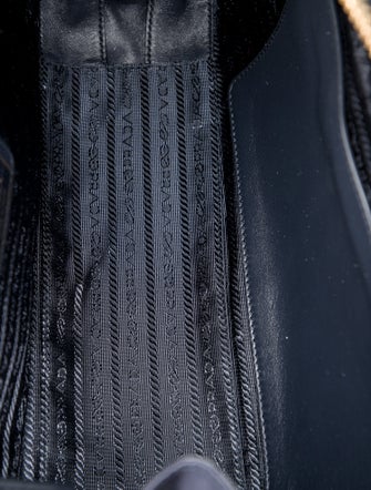 Prada Tessuto Nylon Re-Edition 1978 Medium