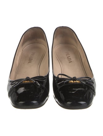 Prada Patent Leather Bow Accents Pumps