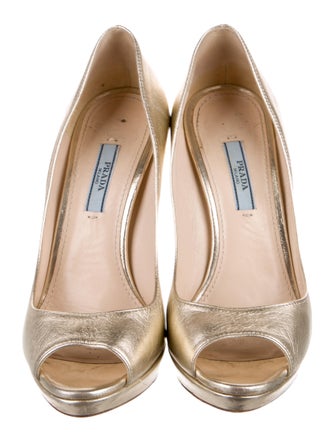 Prada Leather Pumps