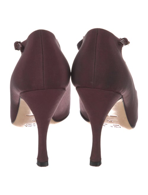 Prada Pumps