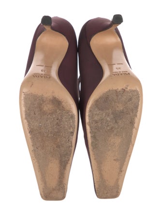 Prada Pumps