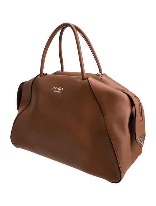 Prada Signature Super Nova Medium