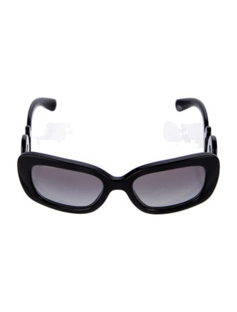 Prada Wayfarer Tinted Sunglasses