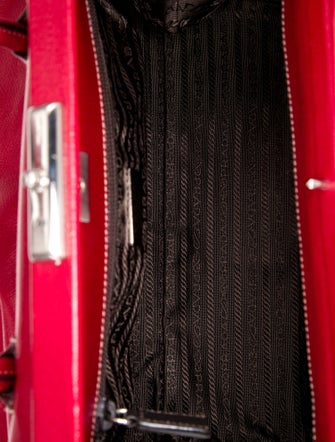 Prada Signature Cerniera