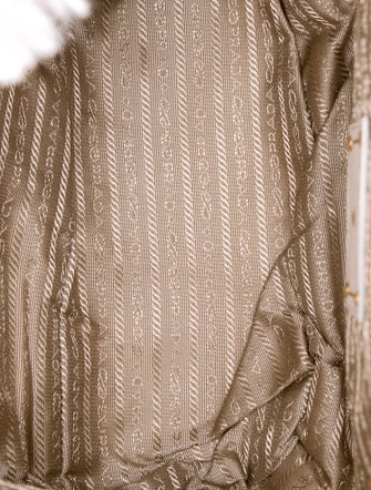 Prada Signature Ecopelliccia