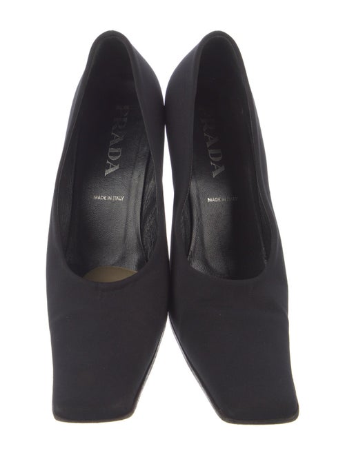 Prada Pumps