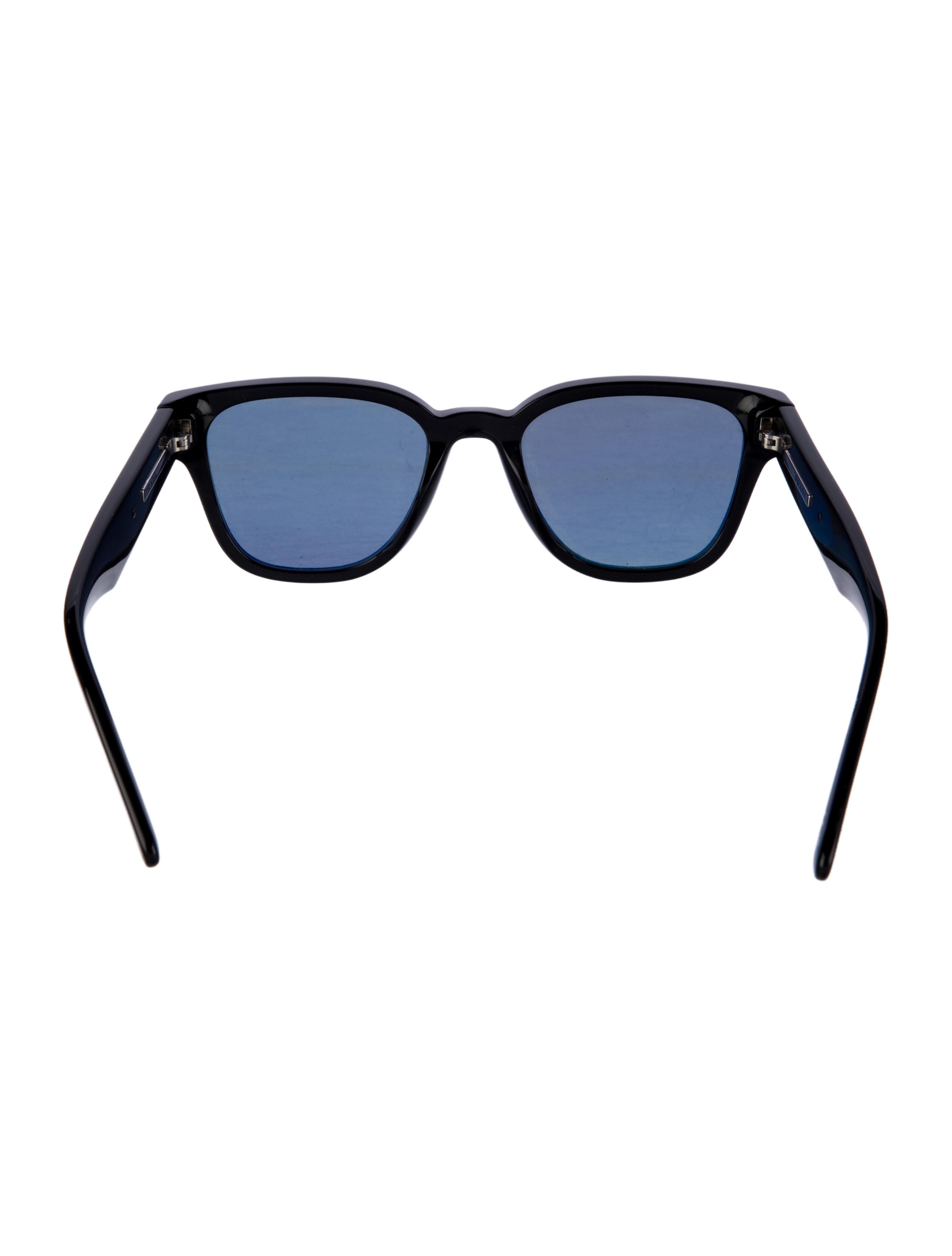 Prada Wayfarer Tinted Sunglasses