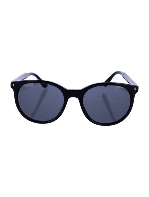 Prada Wayfarer Tinted Sunglasses