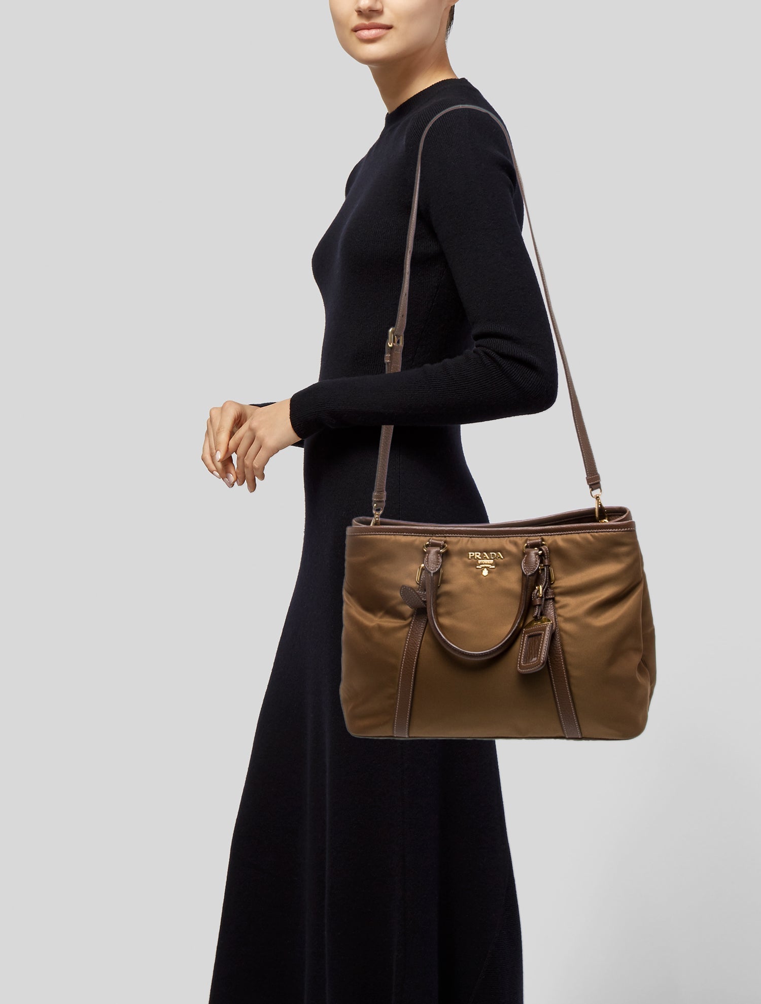 Prada Tessuto Nylon Cointo tessuto Nylon and Vitello Daino Leather