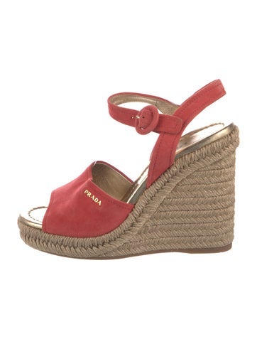 Pre-owned Prada Suede Espadrilles In Red