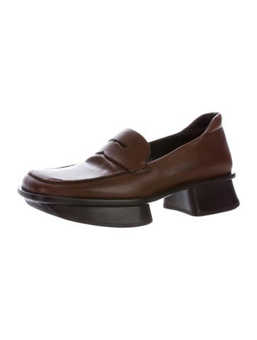 prada platform loafers prada leather platform loafers shoes pra152484 the prada platform loafers prada leather platform loafers shoes pra152484 the