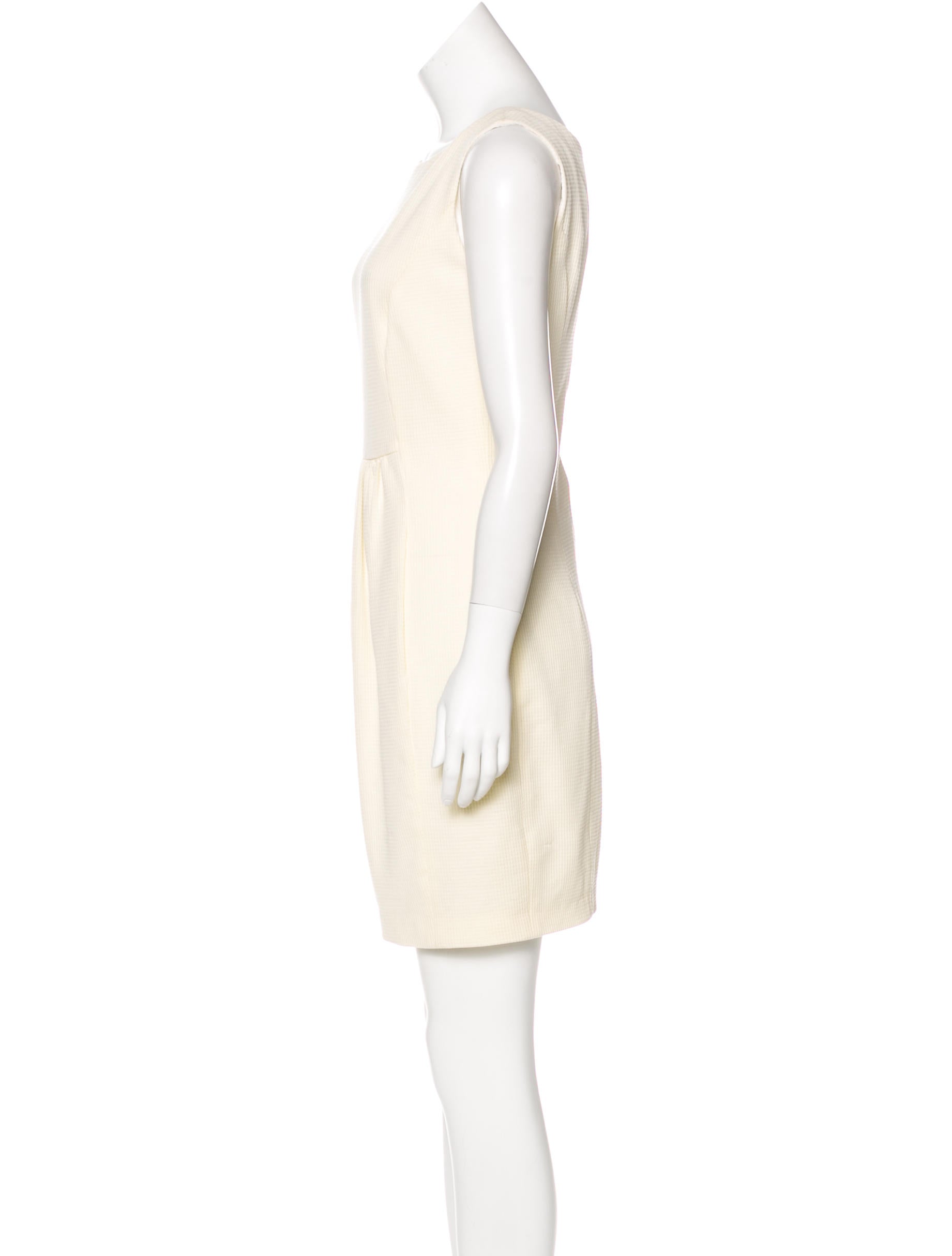 prada waffle pattern sleeveless dress clothing pra157994 the realreal prada waffle pattern sleeveless dress clothing pra157994 the realreal