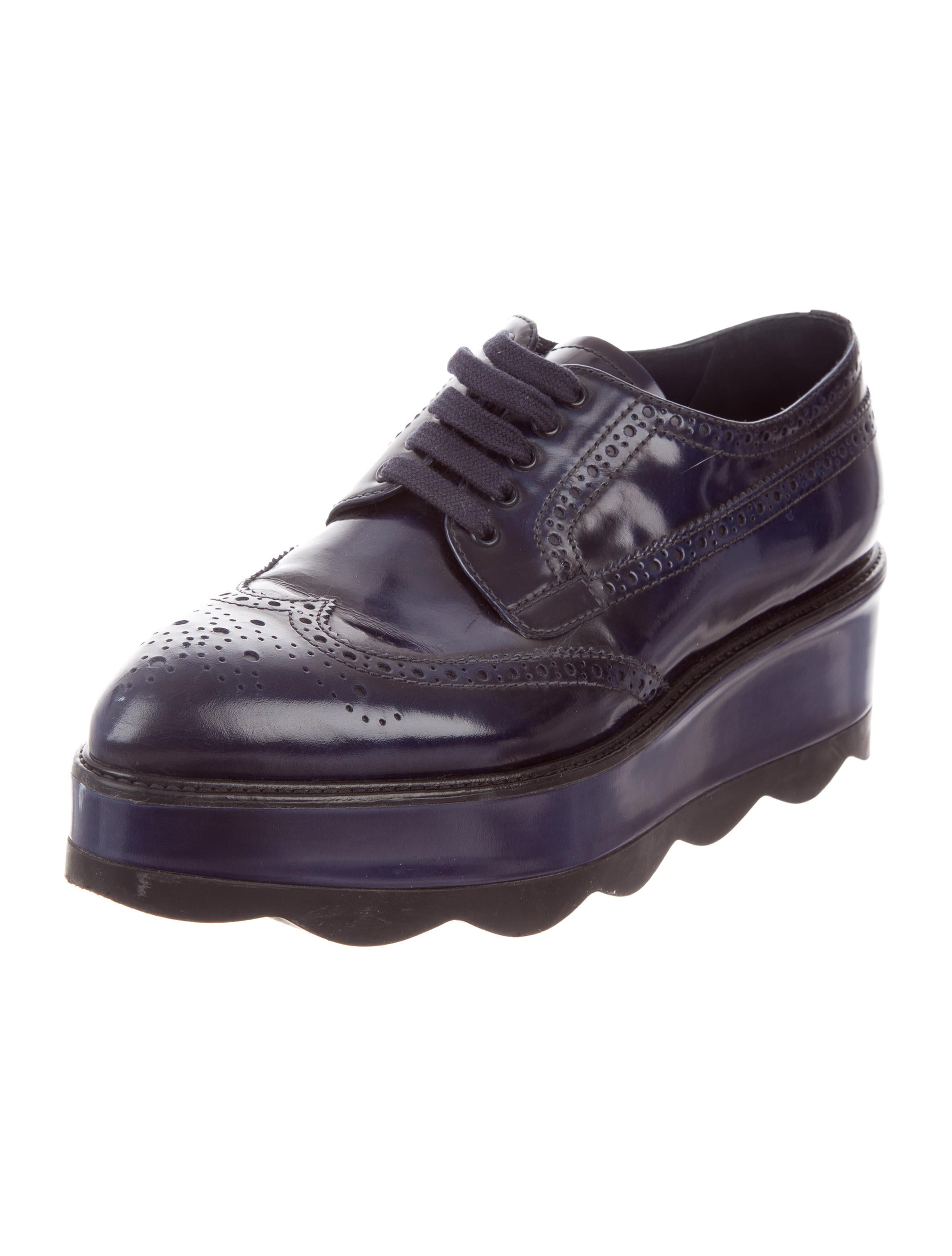 prada oxford shoes womens prada leather flatform oxfords shoes pra173702 the prada oxford shoes womens prada leather flatform oxfords shoes pra173702 the