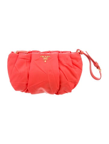 Prada Crispy Wristlet prada the realreal Prada Crispy Wristlet prada the realreal