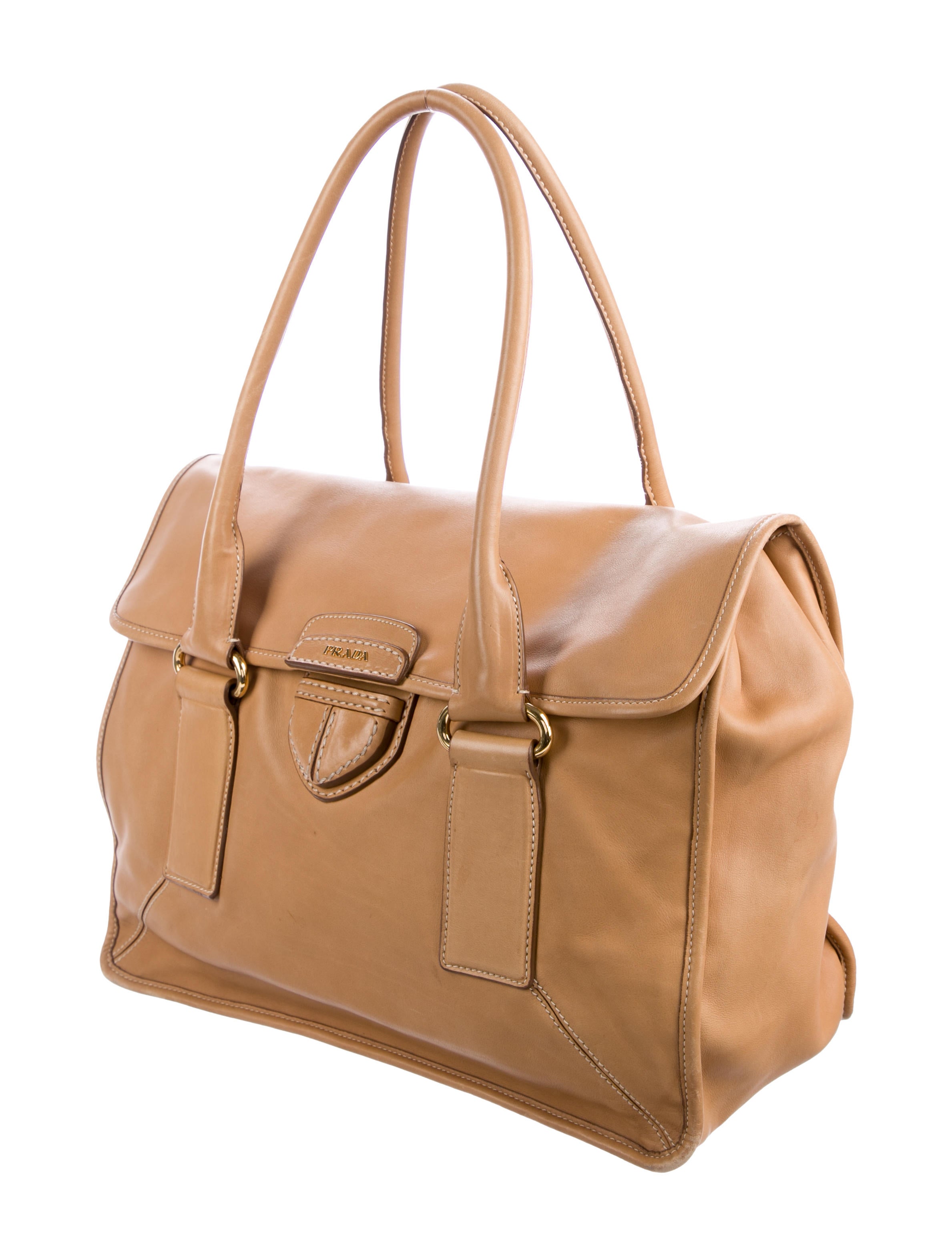 prada city calf flap bag - handbags - pra264963 | the realreal