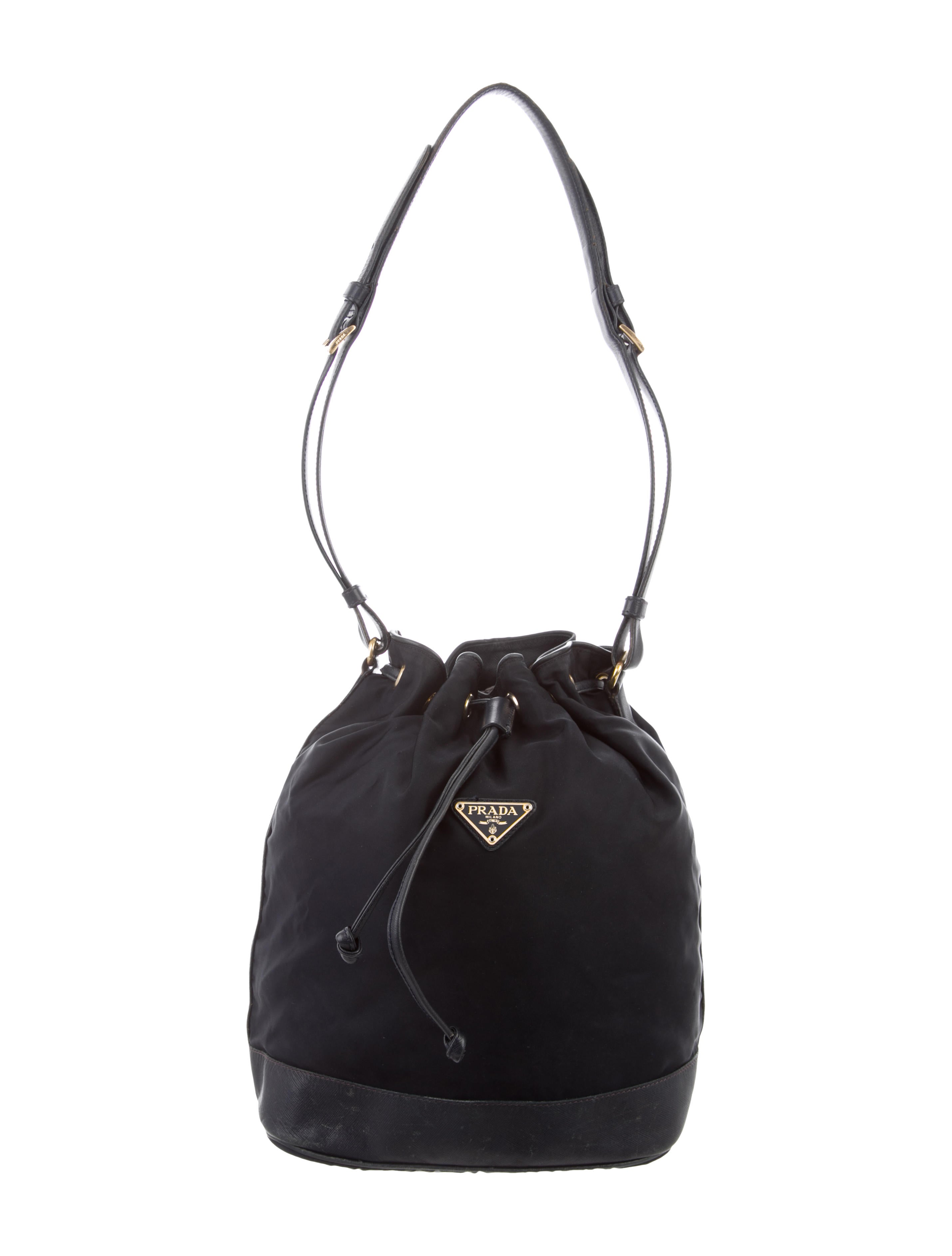tessuto bucket bag