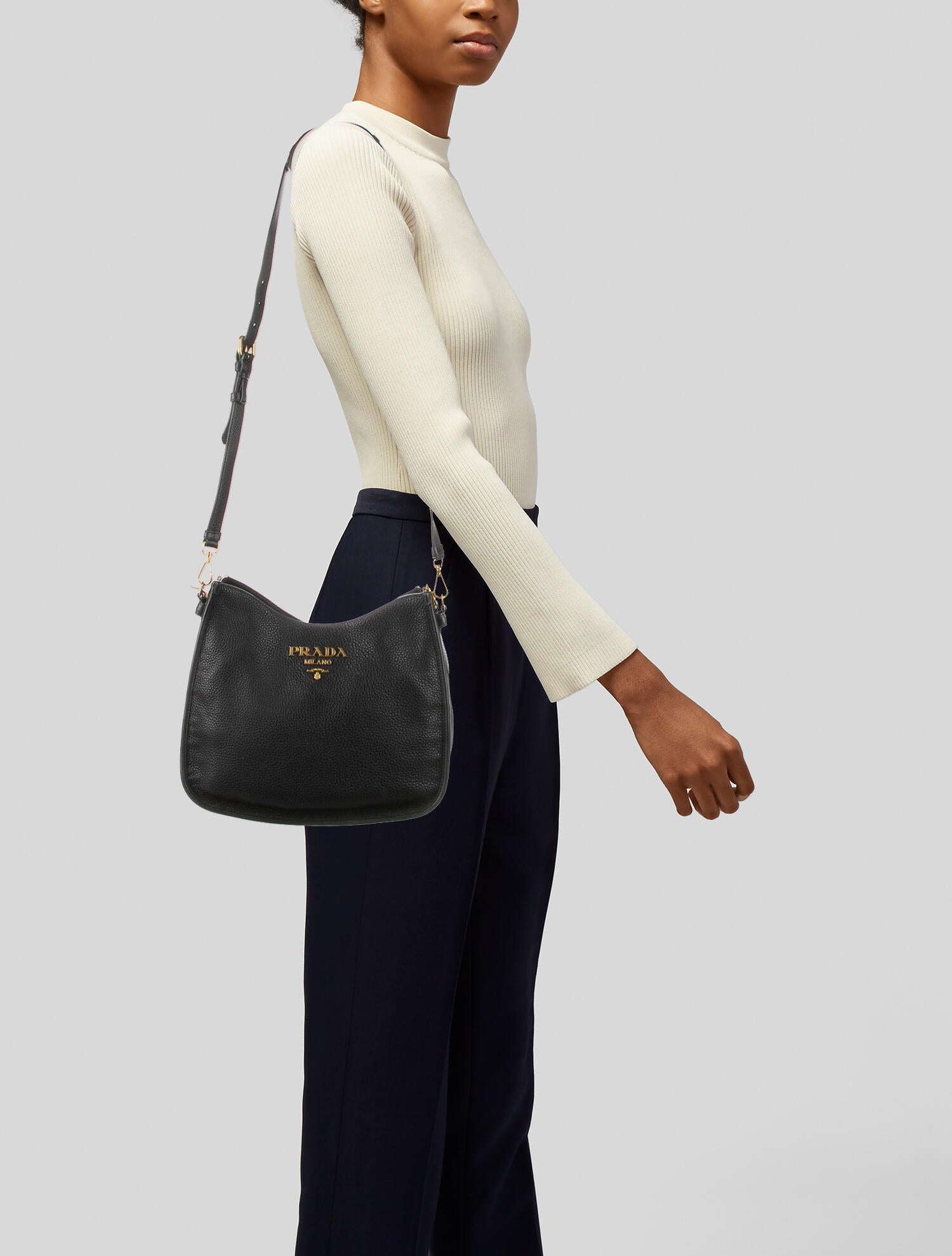 Prada 2026 Vitello Daino Messenger Bag Black Grained Calfskin