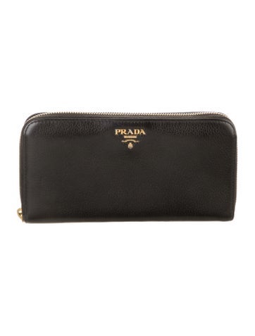 Prada Wallets Vitello Daino Leather Continental Wallet