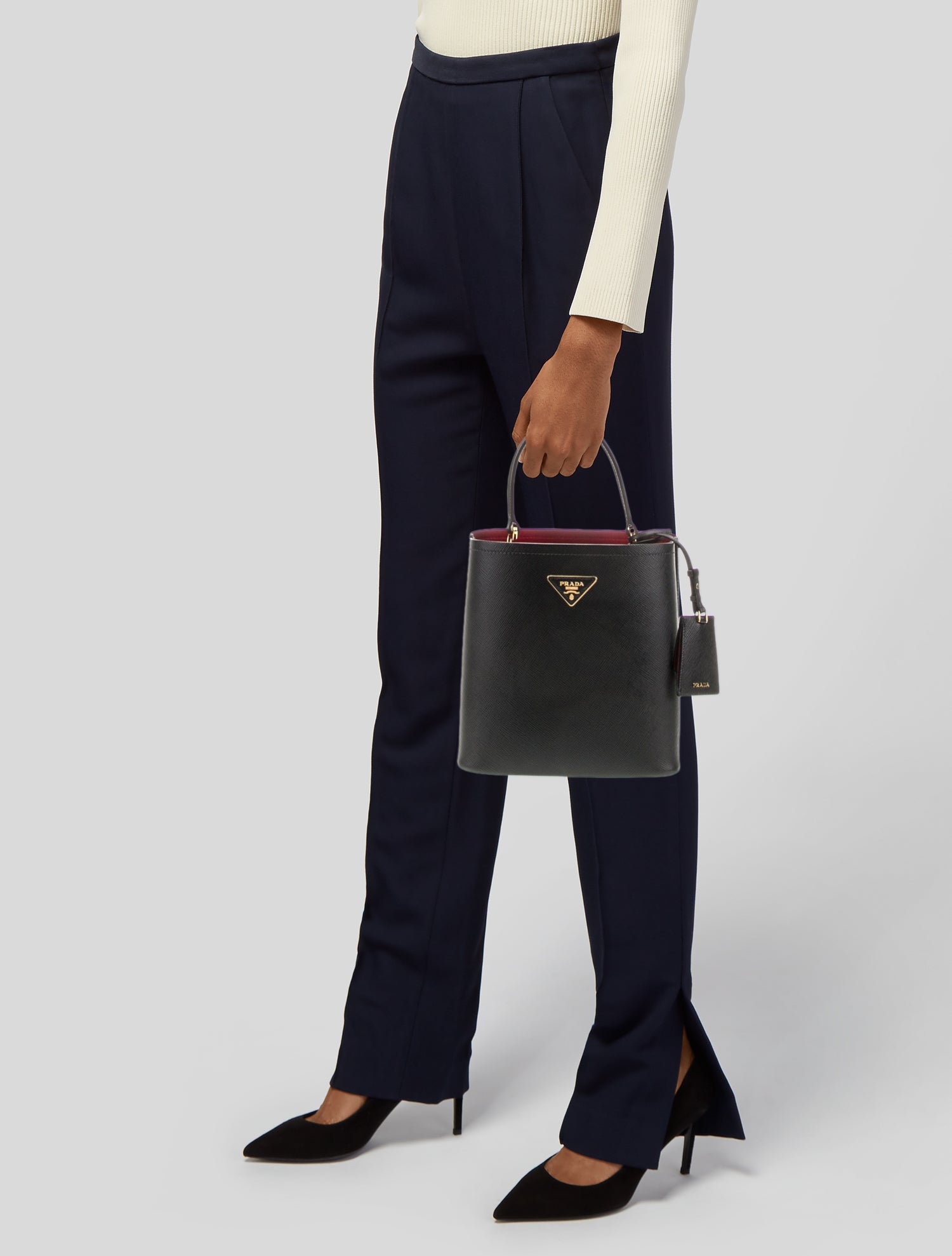 【PRADA】SAFFIANO BUCKET BAG Prada Bucket Saffiano Black Leather Bag, Black : Amazon.ca
