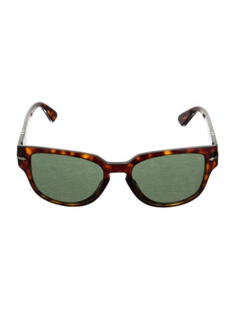 Persol Wayfarer Tinted Sunglasses