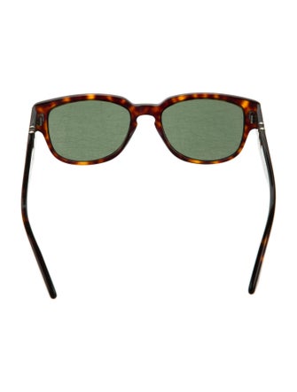 Persol Wayfarer Tinted Sunglasses