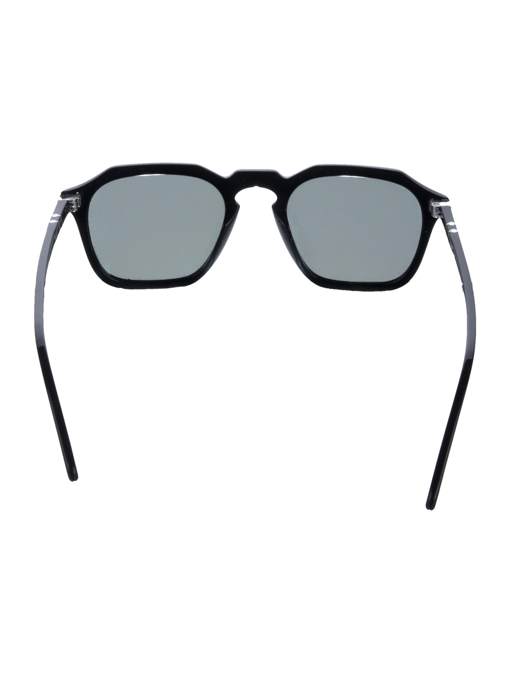 Persol Wayfarer Tinted Sunglasses