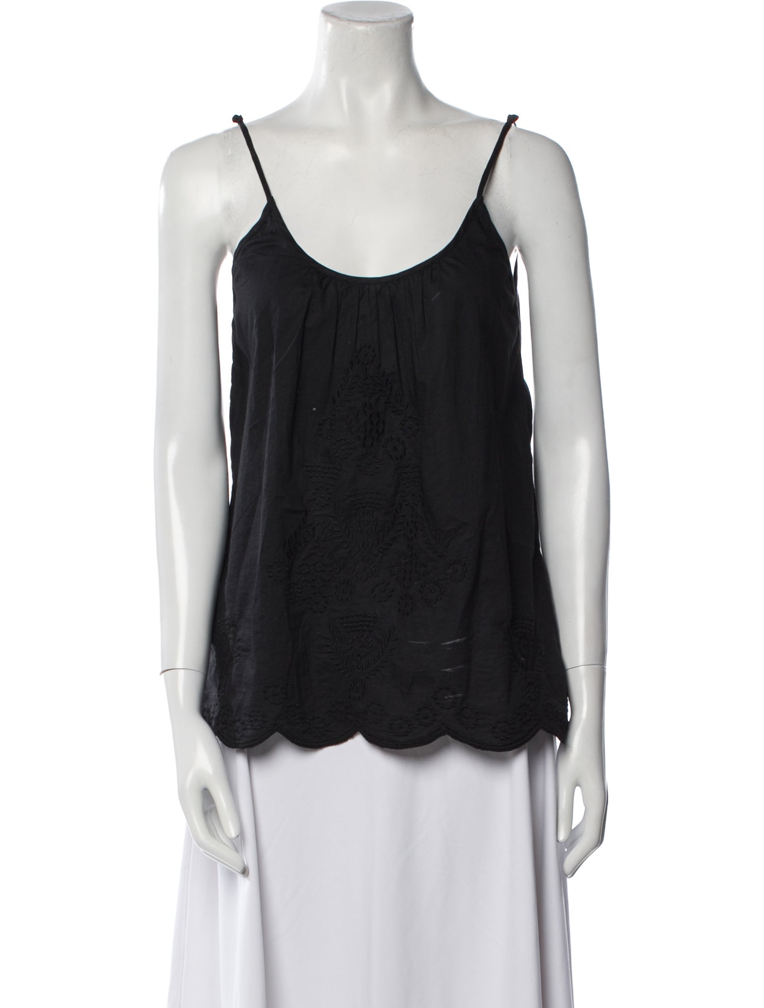 Queene and Belle Scoop Neck Sleeveless Top