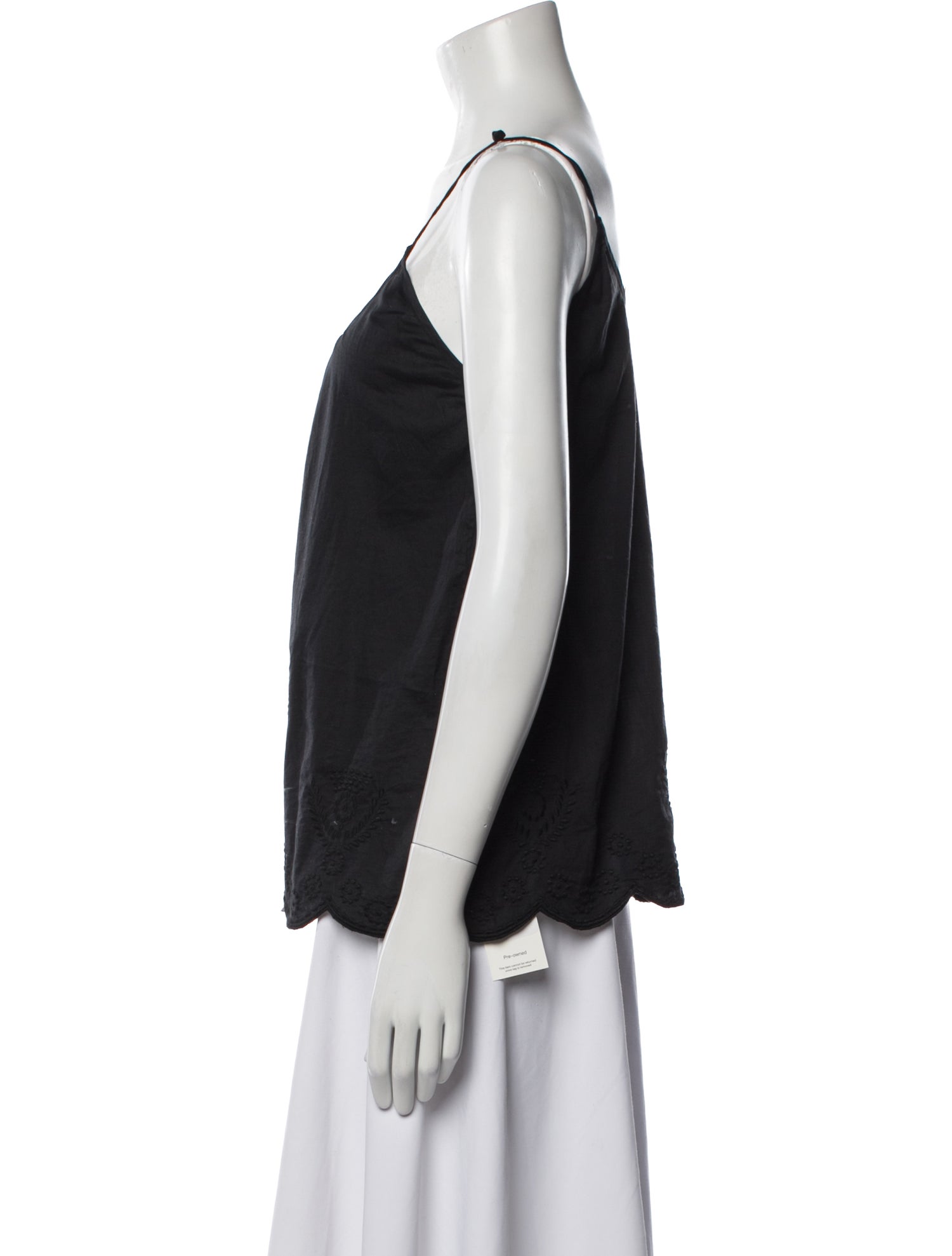 Queene and Belle Scoop Neck Sleeveless Top
