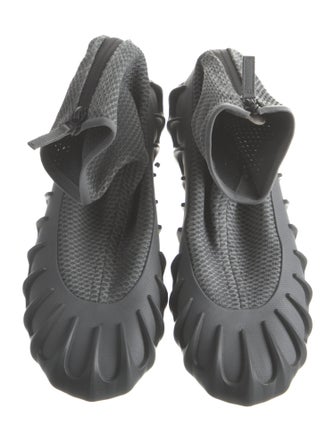 At.Kollektive Mesh Sock Sneakers